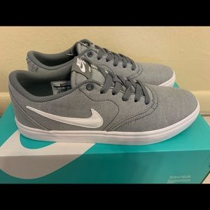 Nike ab solar check canvas